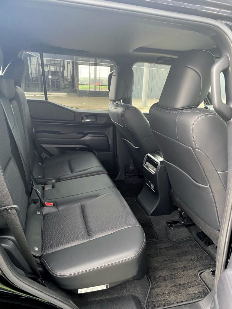 Interior Toyota land cruiser Prado 2.8 ZX 2026 Indonesia Black 5