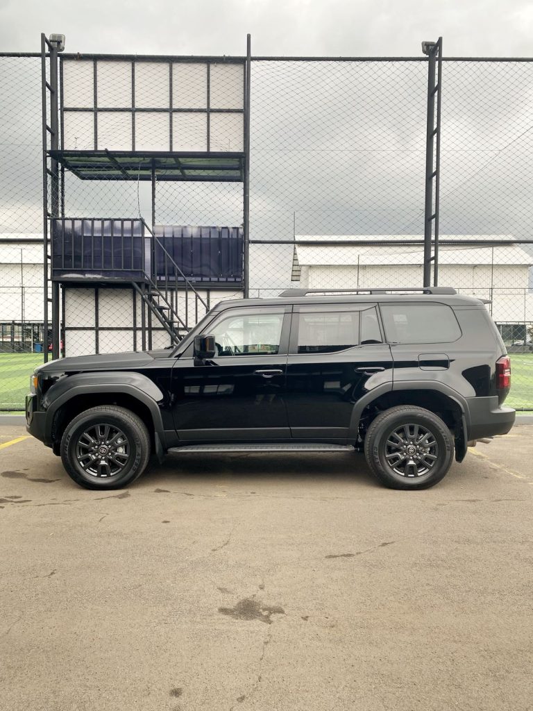 Harga Toyota Land Cruiser Prado ZX 2026 Indonesia Black 75c