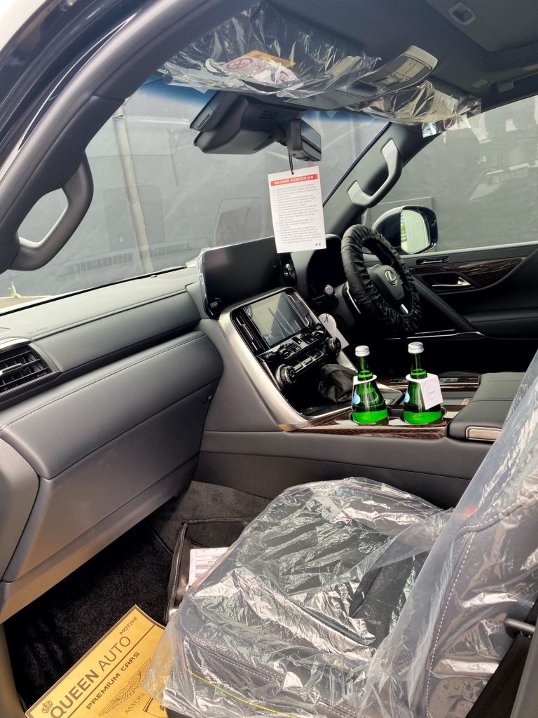 Interior Lexus LX700 2026 Indonesia Black 7 seater New Model 4