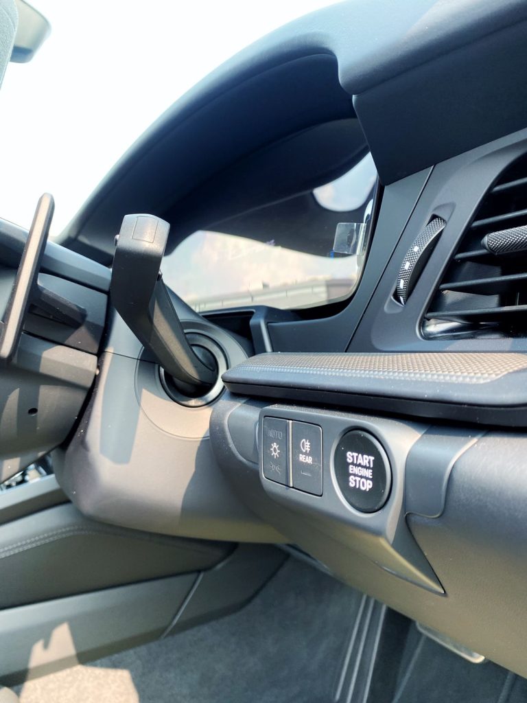 Interior Porsche 911 Carrera Black - Importir Umum Jakarta 15